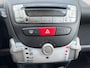 Toyota Aygo 1.0-12V Access 3-Drs Audio-CD/MP3 Colorpakket LMV 14" Getint glas EBD Dealeronderhoud 129781 km's NAP! Apk 11/03/2027