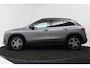 Mercedes-Benz EQA 250 Business Solution AMG 67 kWh (STOELVERWARMING, SFEERVERLICHTING, CAMERA, PARKEERSENSOREN)