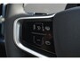 Volvo EX30 Single Motor Ext Range Plus Black Ed Europa 69 kWh | Long Range | Harman Kardon Soundbar | Parkeercamera | Stoel-/Stuurwielverwarming | Elektrisch verstelbare voorstoelen | Keyless | Adaptieve Cruise Control | Google Navigatie | Zwart Dak | Getint Glas achter |