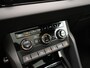 Skoda Karoq 1.5 TSI ACT Sportline DSG 150pk Dealer O.H | Panodak | Adaptive Cruise | Camera | RS Sportstoelen Verwarmd | Blis | Keyless | Apple Carplay | Black Optic | Virtual | Navigatie | DAB | 18"L.M |