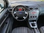 Ford Focus 1.4 Trend 3-Drs Airco Electric pakket Audio/CD Cruisecontrol ABS ESP Colorpakket EBD LMV 15" Dealeronderhoud Nieuwe Apk