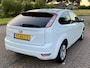 Ford Focus 1.4 Trend 3-Drs Airco Electric pakket Audio/CD Cruisecontrol ABS ESP Colorpakket EBD LMV 15" Dealeronderhoud Nieuwe Apk