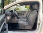 Ford Focus 1.4 Trend 3-Drs Airco Electric pakket Audio/CD Cruisecontrol ABS ESP Colorpakket EBD LMV 15" Dealeronderhoud Nieuwe Apk