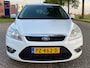 Ford Focus 1.4 Trend 3-Drs Airco Electric pakket Audio/CD Cruisecontrol ABS ESP Colorpakket EBD LMV 15" Dealeronderhoud Nieuwe Apk