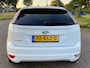 Ford Focus 1.4 Trend 3-Drs Airco Electric pakket Audio/CD Cruisecontrol ABS ESP Colorpakket EBD LMV 15" Dealeronderhoud Nieuwe Apk