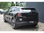 Volvo EX30 P3 Plus Europa 51 kWh | Stoel -/Stuurwielverwarming | Elektrisch verstelbare voorstoelen | Harman Kardon Soundbar | Volvo on Call | Google Navigatie | Climate Control | Adaptieve Cruise Control | Pilot Assist | Parkeercamera | Keyless |