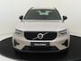 Volvo XC40 2.0 B4 Plus Dark | Trekhaak | H&K Audio | Stoelgeheugen |