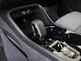 Volvo XC40 2.0 B4 Plus Dark | Trekhaak | H&K Audio | Stoelgeheugen |