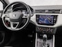 SEAT Arona 1.0 TSI Xcellence Sport Automaat (APPLE CARPLAY, GROOT NAVI, CLIMATE, STOELVERWARMING, SPORTSTOELEN, KEYLESS, GETINT GLAS, CAMERA, NIEUWE APK, NIEUWSTAAT)