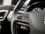 SEAT Arona 1.0 TSI Xcellence Sport Automaat (APPLE CARPLAY, GROOT NAVI, CLIMATE, STOELVERWARMING, SPORTSTOELEN, KEYLESS, GETINT GLAS, CAMERA, NIEUWE APK, NIEUWSTAAT)
