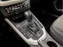 SEAT Arona 1.0 TSI Xcellence Sport Automaat (APPLE CARPLAY, GROOT NAVI, CLIMATE, STOELVERWARMING, SPORTSTOELEN, KEYLESS, GETINT GLAS, CAMERA, NIEUWE APK, NIEUWSTAAT)