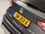 SEAT Arona 1.0 TSI Xcellence Sport Automaat (APPLE CARPLAY, GROOT NAVI, CLIMATE, STOELVERWARMING, SPORTSTOELEN, KEYLESS, GETINT GLAS, CAMERA, NIEUWE APK, NIEUWSTAAT)