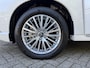 Mitsubishi Outlander 2.4 PHEV Intense+ | Summer Deals | Schuif-/kanteldak | 4WD | Navigatie | Stoel/Stuurwielverwarming |