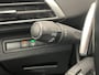 Peugeot 3008 1.2 PureTech GT Camera | Trekhaak | Alcantara/Leer | Climate | Stoelverwarming | Digitaal Dashboard | LED | Achteruitrijcamera | Airco (automatisch) | Cruise control adaptief met Stop&Go