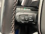 Peugeot 3008 1.2 PureTech GT Camera | Trekhaak | Alcantara/Leer | Climate | Stoelverwarming | Digitaal Dashboard | LED | Achteruitrijcamera | Airco (automatisch) | Cruise control adaptief met Stop&Go