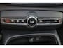 Volvo EX40 Extended Range Ultra 82 kWh - Panorama/schuifdak - IntelliSafe Assist & Surround - 360º Camera - Verwarmde voorstoelen, stuur & achterbank - Parkeersensoren voor & achter - Elektr. bedienb. voorstoelen met geheugen links - Draadloze tel. lader - Warmtepomp - Extra getint glas - 19' LMV