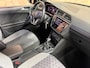 Volkswagen Tiguan 1.5 TSI Elegance | R line | Pano | Trekhaak | Stoel/Stuurverwarming | Carplay | Led
