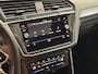 Volkswagen Tiguan 1.5 TSI Elegance | R line | Pano | Trekhaak | Stoel/Stuurverwarming | Carplay | Led