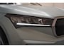 Skoda Enyaq iV 80 Comfort 3-fase [ Warmtepomp Trekhaak Memory seats LED ]