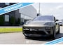 Porsche Macan Turbo 100 kWh (2025, NL) Burmester, augmented reality head-up, Inno Drive, bijrijders display, achteras sturing