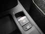 Renault Captur 1.8 E-Tech full hybrid 160 techno | Camera | Adaptieve Cruise Control | PDC Rondom | 18" LMV | Android Automotive | LED Pure Vision | Keyless | Licht- & Regensensor | Privacy Glass | Draadloze Apple Carplay & Android Auto