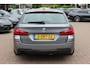 BMW 5-Serie Touring 520i Executive M Sport / NL Auto! / 2de Eign. / Trekhaak / Camera / Leder / Navigatie / 18'' / Sportstoelen / Cruise Control / Xenon