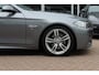 BMW 5-Serie Touring 520i Executive M Sport / NL Auto! / 2de Eign. / Trekhaak / Camera / Leder / Navigatie / 18'' / Sportstoelen / Cruise Control / Xenon