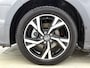 Toyota Yaris 1.5 Hybrid 115 Dynamic Comfort Pack | BTW voertuig | Dodehoek detectie | Stuur+stoelverwarming | Parkeersensoren voor+achter | Apple CarPlay/Android auto | Cruise Control Adaptive | Climate Control |