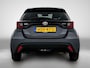 Toyota Yaris 1.5 Hybrid 115 Dynamic Comfort Pack | BTW voertuig | Dodehoek detectie | Stuur+stoelverwarming | Parkeersensoren voor+achter | Apple CarPlay/Android auto | Cruise Control Adaptive | Climate Control |