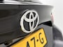 Toyota Yaris 1.5 Hybrid 115 Dynamic Comfort Pack | BTW voertuig | Dodehoek detectie | Stuur+stoelverwarming | Parkeersensoren voor+achter | Apple CarPlay/Android auto | Cruise Control Adaptive | Climate Control |