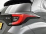 Toyota Yaris 1.5 Hybrid 115 Dynamic Comfort Pack | BTW voertuig | Dodehoek detectie | Stuur+stoelverwarming | Parkeersensoren voor+achter | Apple CarPlay/Android auto | Cruise Control Adaptive | Climate Control |