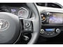 Toyota Yaris 1.5 Hybrid Energy Plus Lm velgen, Getinte ramen