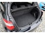 Toyota Yaris 1.5 Hybrid Energy Plus Lm velgen, Getinte ramen