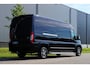 Peugeot Boxer 2.2 BlueHDi 165 L3H2 3.5t in nieuwstaat |Trekhaak |Camera |Cruise |Navi |Metallic |Climate control |165 pk |EURO6D |1e eigenaar |3500 KG |Carplay |Android auto