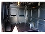 Peugeot Boxer 2.2 BlueHDi 165 L3H2 3.5t in nieuwstaat |Trekhaak |Camera |Cruise |Navi |Metallic |Climate control |165 pk |EURO6D |1e eigenaar |3500 KG |Carplay |Android auto