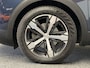 Peugeot 5008 1.2 PURETECH ALLURE 7 PERSSONS NAVIGATIE CRUISE CONTROL CLIMATE CONTROL PANORAMASCHUI/KANTELDAK APPLE CARPLAY/ANDROID RIJSTROOKSENSOREN ACHTERUITRIJCAMERA ZEER MOOI !!