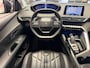 Peugeot 5008 1.2 PURETECH ALLURE 7 PERSSONS NAVIGATIE CRUISE CONTROL CLIMATE CONTROL PANORAMASCHUI/KANTELDAK APPLE CARPLAY/ANDROID RIJSTROOKSENSOREN ACHTERUITRIJCAMERA ZEER MOOI !!