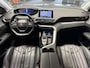 Peugeot 5008 1.2 PURETECH ALLURE 7 PERSSONS NAVIGATIE CRUISE CONTROL CLIMATE CONTROL PANORAMASCHUI/KANTELDAK APPLE CARPLAY/ANDROID RIJSTROOKSENSOREN ACHTERUITRIJCAMERA ZEER MOOI !!