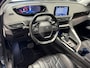 Peugeot 5008 1.2 PURETECH ALLURE 7 PERSSONS NAVIGATIE CRUISE CONTROL CLIMATE CONTROL PANORAMASCHUI/KANTELDAK APPLE CARPLAY/ANDROID RIJSTROOKSENSOREN ACHTERUITRIJCAMERA ZEER MOOI !!