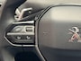 Peugeot 5008 1.2 PURETECH ALLURE 7 PERSSONS NAVIGATIE CRUISE CONTROL CLIMATE CONTROL PANORAMASCHUI/KANTELDAK APPLE CARPLAY/ANDROID RIJSTROOKSENSOREN ACHTERUITRIJCAMERA ZEER MOOI !!