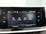 Peugeot e-2008 EV Active Pack 50 kWh | Apple Carplay/ Android Auto | SoH 96,8%| Parkeersensoren Achter | Climate Control |