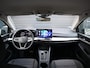 Volkswagen Golf Variant 1.5 eTSI Life Edition | Trekhaak | Black | Stuur en Stoelverwarming