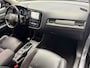 Mitsubishi Outlander 2.0 INSTYLE 4WD AUTOMAAT 7 PERSOONS NAVIGATIE LEDER CRUISE CONTROL CLIMATE CONTROL BLUETOOTH TELEFOON SCHUIF/KANTELDAK KEYLESS GO ACHTERUITRIJCAMRERA ZEER MOOI !!