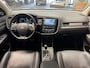 Mitsubishi Outlander 2.0 INSTYLE 4WD AUTOMAAT 7 PERSOONS NAVIGATIE LEDER CRUISE CONTROL CLIMATE CONTROL BLUETOOTH TELEFOON SCHUIF/KANTELDAK KEYLESS GO ACHTERUITRIJCAMRERA ZEER MOOI !!