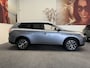 Mitsubishi Outlander 2.0 INSTYLE 4WD AUTOMAAT 7 PERSOONS NAVIGATIE LEDER CRUISE CONTROL CLIMATE CONTROL BLUETOOTH TELEFOON SCHUIF/KANTELDAK KEYLESS GO ACHTERUITRIJCAMRERA ZEER MOOI !!
