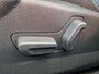 Peugeot 208 1.2 Hybrid 145 e-DCS6 GT | Massagestoel | Alcantara | Achteruitrijcamera | Apple Carplay/Android Auto | Stoelverwarming