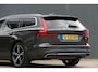 Volvo V60 2.0 T8 AWD Momentum Pro Pilot Assist | Panoramadak | Trekhaak | Leer | R-Design Velgen
