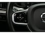Volvo V60 2.0 T8 AWD Momentum Pro Pilot Assist | Panoramadak | Trekhaak | Leer | R-Design Velgen