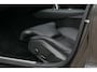 Volvo V60 2.0 T8 AWD Momentum Pro Pilot Assist | Panoramadak | Trekhaak | Leer | R-Design Velgen