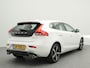 Volvo V40 2.0 T4 190 PK Business Sport | LED | Climate Control | Navigatie | Cruise Control | Bluetooth | Stoelverwarming | Elektrisch Inklapbare Spiegels | 18" |
